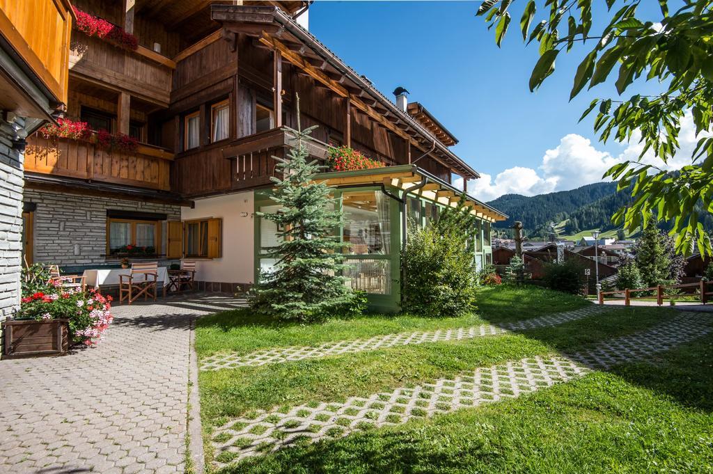 Hotel Ciasa Confolia Corvara Zewnętrze zdjęcie